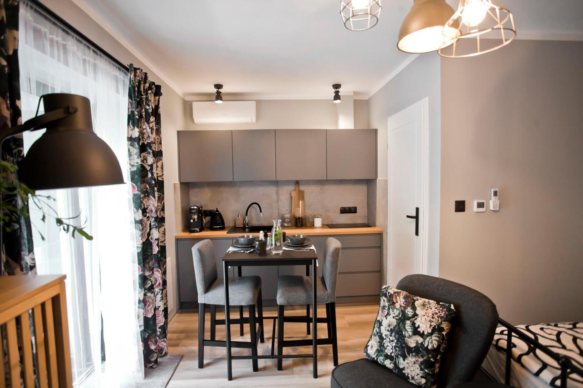 Balaton Apartamenty Тшебиня Экстерьер фото